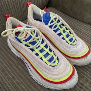 Used (but in great condition) Nike Air Max 97.
